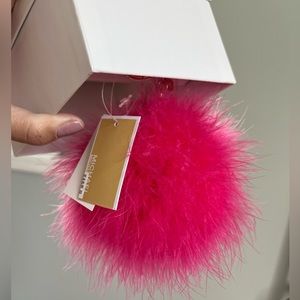 💝 Michael Kors Fur Pink Bag Charm NWT 💝